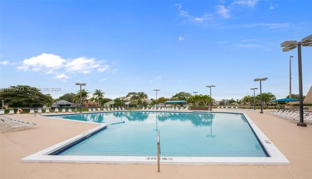 2050 NW 37th Ave, Coconut Creek, FL 33066