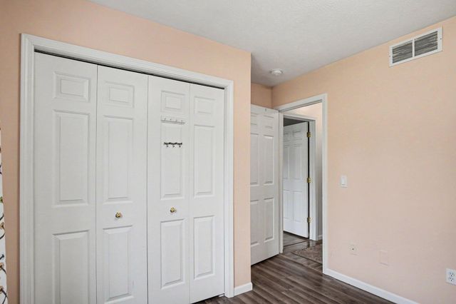 6878 Lake Bluff Drive NE, Comstock Park, MI 49321