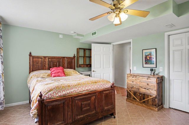 6878 Lake Bluff Drive NE, Comstock Park, MI 49321