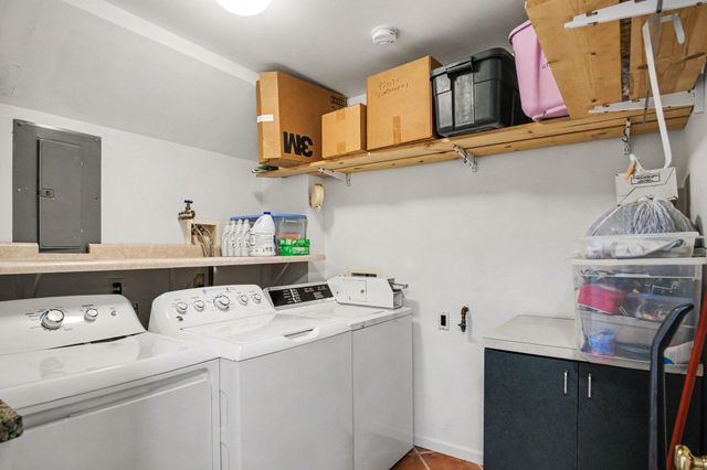 6878 Lake Bluff Drive NE, Comstock Park, MI 49321