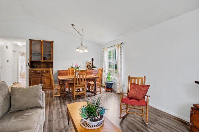 6878 Lake Bluff Drive NE, Comstock Park, MI 49321