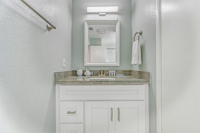 4413 Tampico Way, Galveston, TX 77554