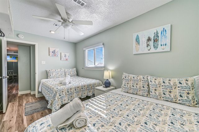 4413 Tampico Way, Galveston, TX 77554