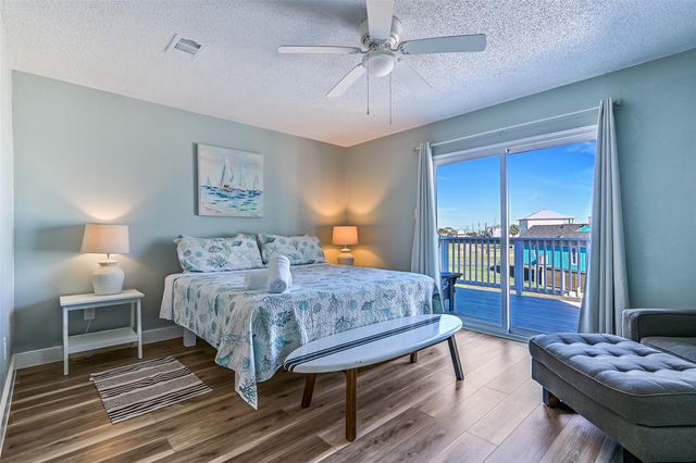 4413 Tampico Way, Galveston, TX 77554