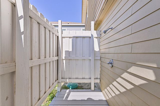 4413 Tampico Way, Galveston, TX 77554