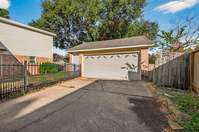 1918 Marlberry Lane, Houston, TX 77084