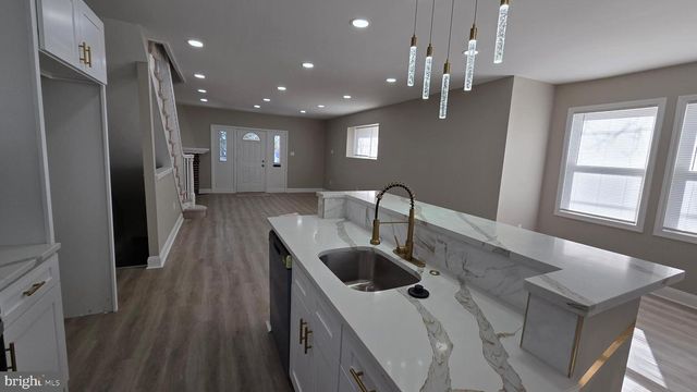 1101 E RITTENHOUSE ST, Philadelphia, PA 19138