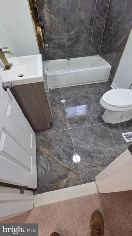 1101 E RITTENHOUSE ST, Philadelphia, PA 19138