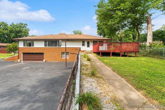 1 Debby Lane, Belleville, IL 62223