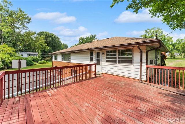 1 Debby Lane, Belleville, IL 62223