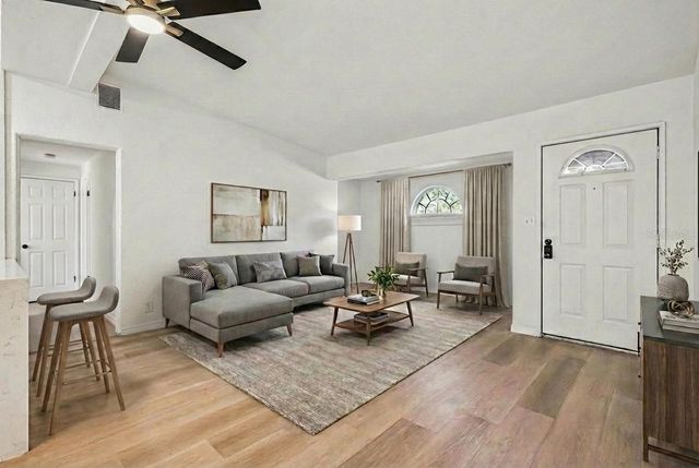 2827 S PARK AVENUE, Sanford, FL 32773