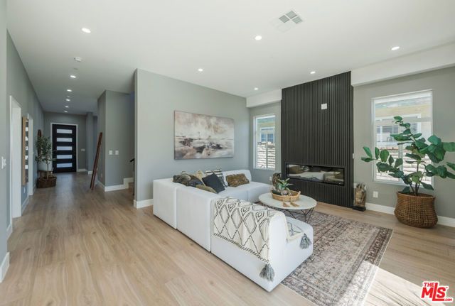 2126 W 238th Street, Torrance, CA 90501