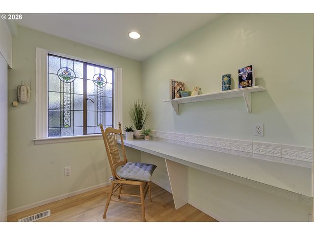 14395 Sw 27TH Ct, Beaverton, OR 97008