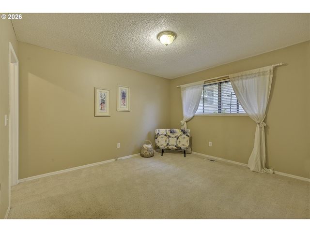 14395 Sw 27TH Ct, Beaverton, OR 97008