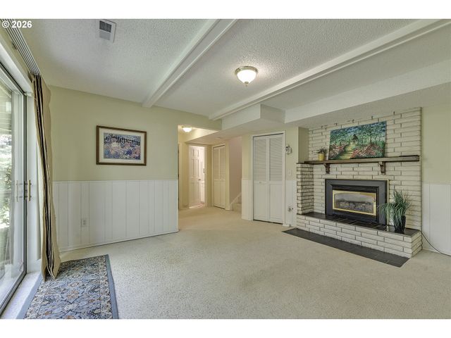 14395 Sw 27TH Ct, Beaverton, OR 97008