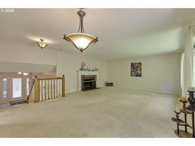 14395 Sw 27TH Ct, Beaverton, OR 97008