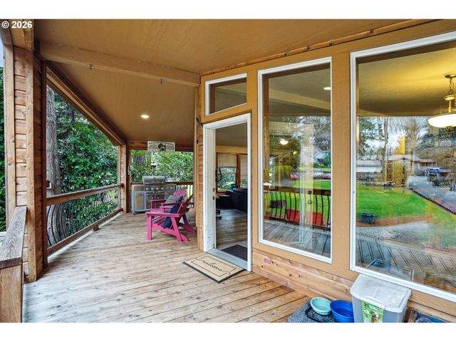 15212 Se RIVER FOREST Dr, Milwaukie, OR 97267