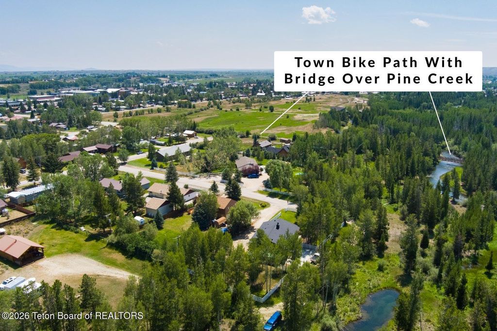 559 MOOSE Street, Pinedale, WY 82941 photo 4