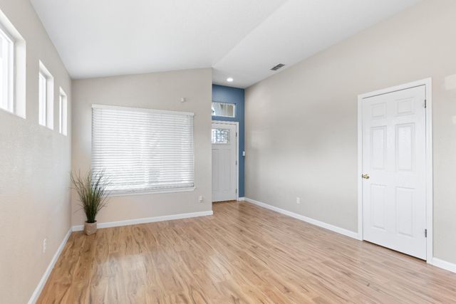 8600 Heritage Hill Dr, Elk Grove, CA 95624