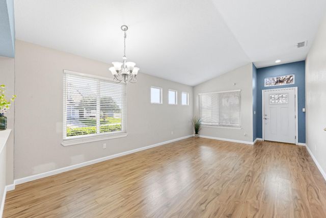 8600 Heritage Hill Dr, Elk Grove, CA 95624