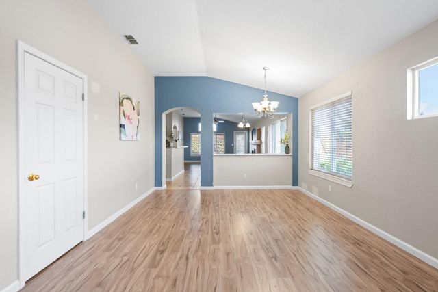 8600 Heritage Hill Dr, Elk Grove, CA 95624