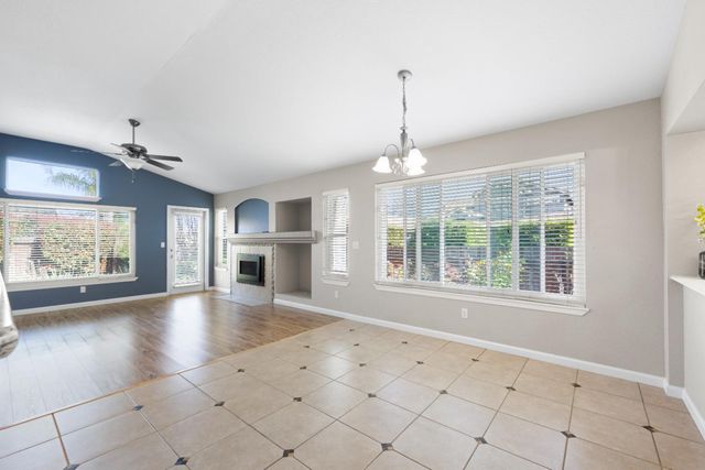 8600 Heritage Hill Dr, Elk Grove, CA 95624