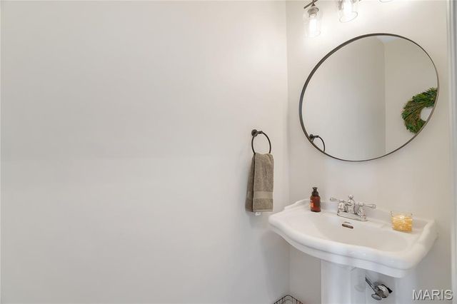 318 Copper Tree Court, O'fallon, MO 63368