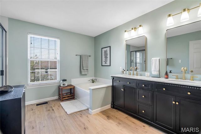 318 Copper Tree Court, O'fallon, MO 63368