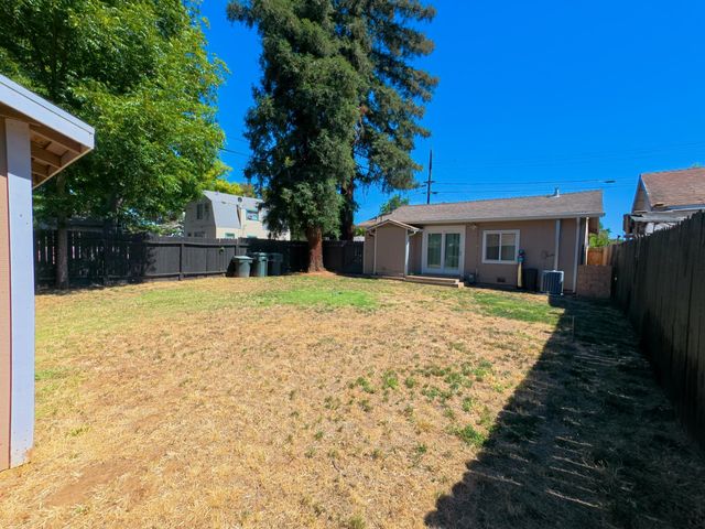 4759 Baker Ave, Sacramento, CA 95820