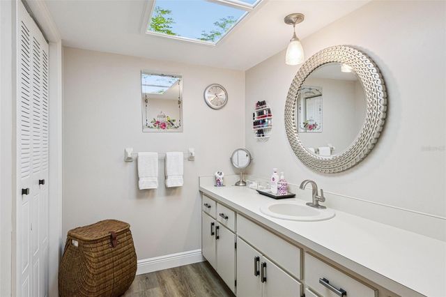 1105 N VALENCIA AVENUE, Howey In The Hills, FL 34737