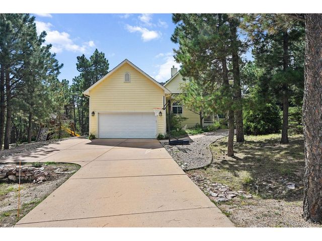 15595 Falcon Ridge Ct, Colorado Springs, CO 80921