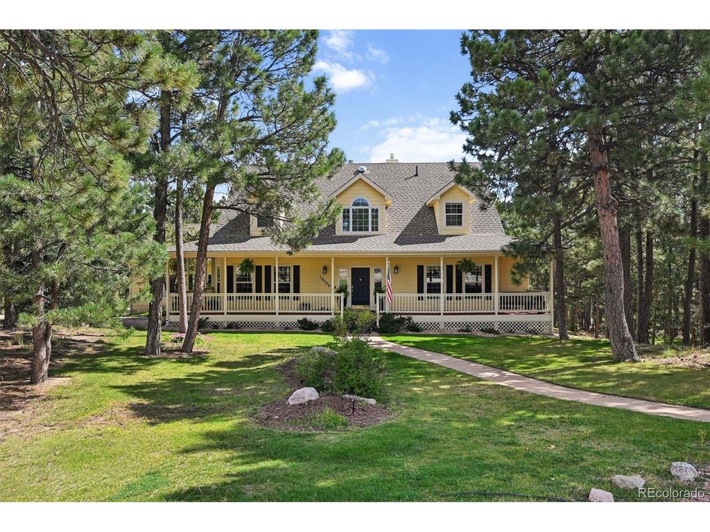 15595 Falcon Ridge Ct, Colorado Springs, CO 80921