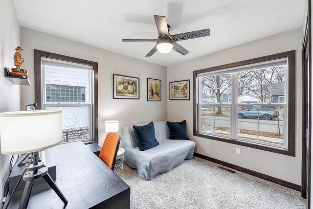 1231 S GREENWOOD AVENUE, Green Bay, WI 54304