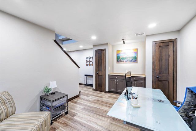 1231 S GREENWOOD AVENUE, Green Bay, WI 54304