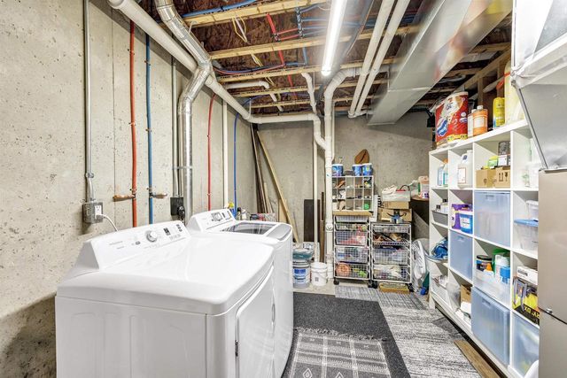 1231 S GREENWOOD AVENUE, Green Bay, WI 54304