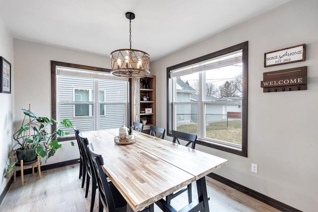 1231 S GREENWOOD AVENUE, Green Bay, WI 54304