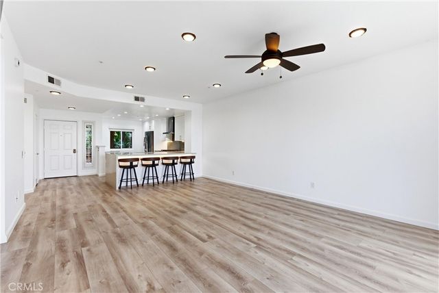 16291 Countess 115, Huntington Beach, CA 92649