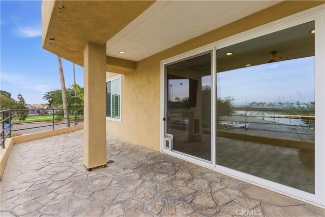 16291 Countess 115, Huntington Beach, CA 92649