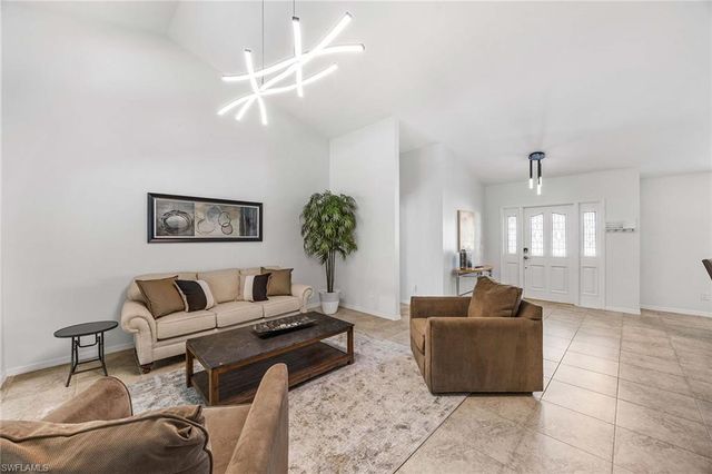 2529 Kings Lake BLVD, Naples, FL 34112