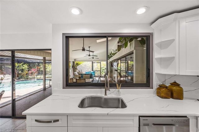 2529 Kings Lake BLVD, Naples, FL 34112