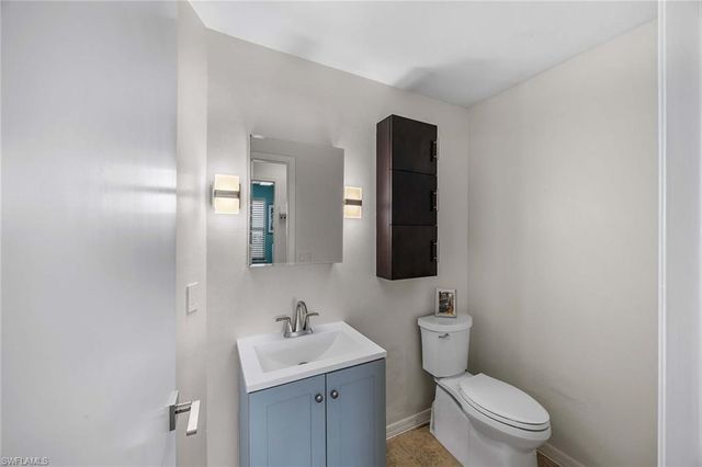 2529 Kings Lake BLVD, Naples, FL 34112