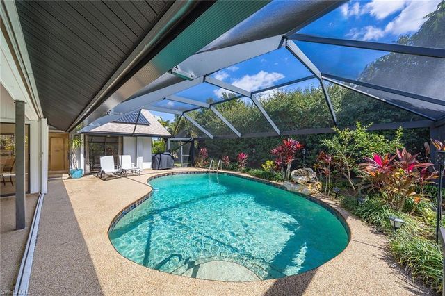 2529 Kings Lake BLVD, Naples, FL 34112