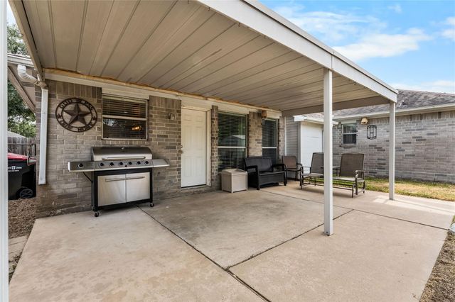 7123 Pheasant Grove Drive, Cypress, TX 77433