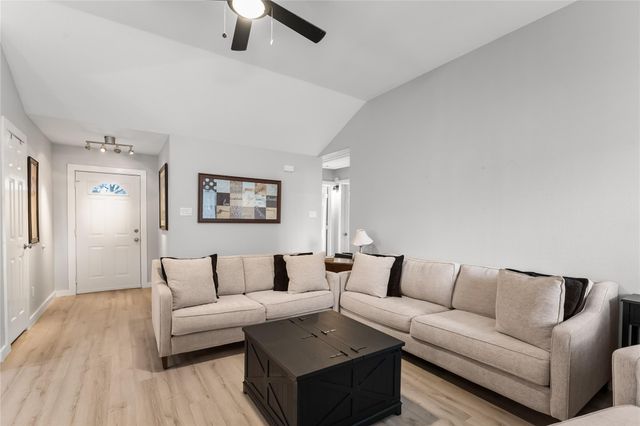 7123 Pheasant Grove Drive, Cypress, TX 77433