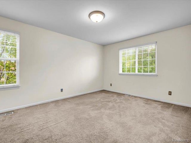 41772 E Glade Road 41, Canton, MI 48187
