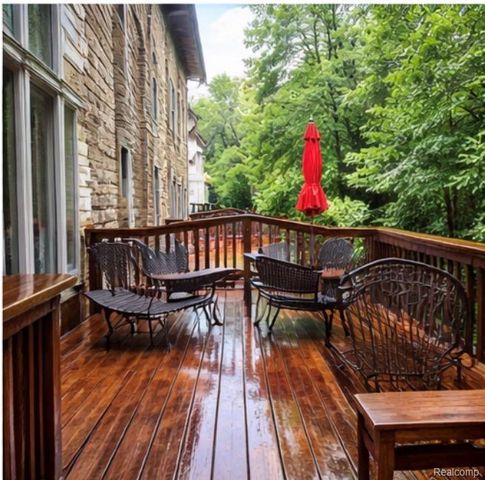 41772 E Glade Road 41, Canton, MI 48187