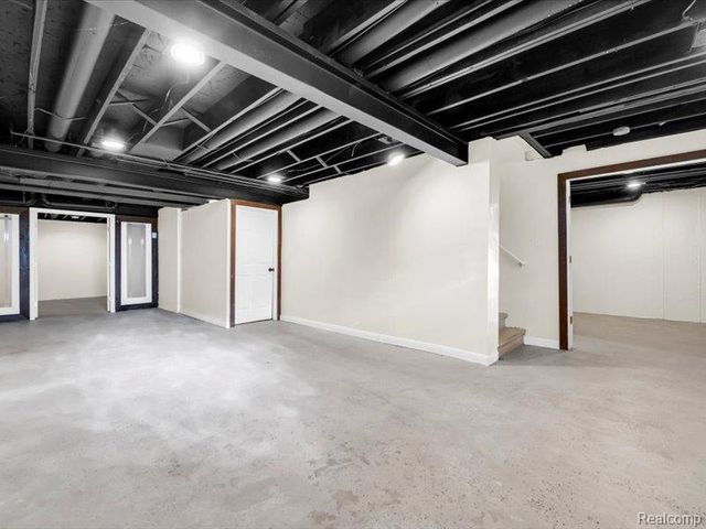 41772 E Glade Road 41, Canton, MI 48187