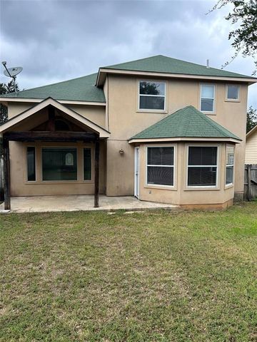 29 Wood Glen DR, Wimberley, TX 78676