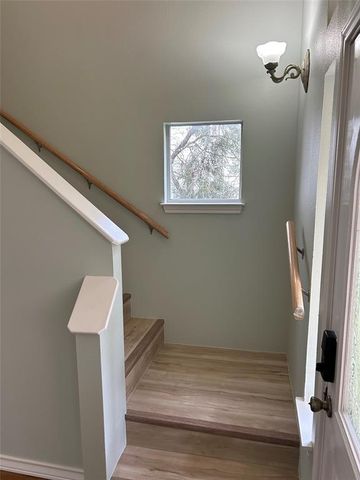 29 Wood Glen DR, Wimberley, TX 78676