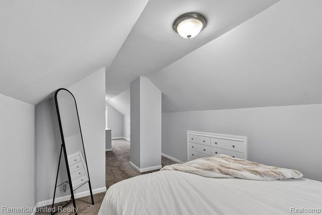 508 S Chocolay Avenue, Clawson, MI 48017